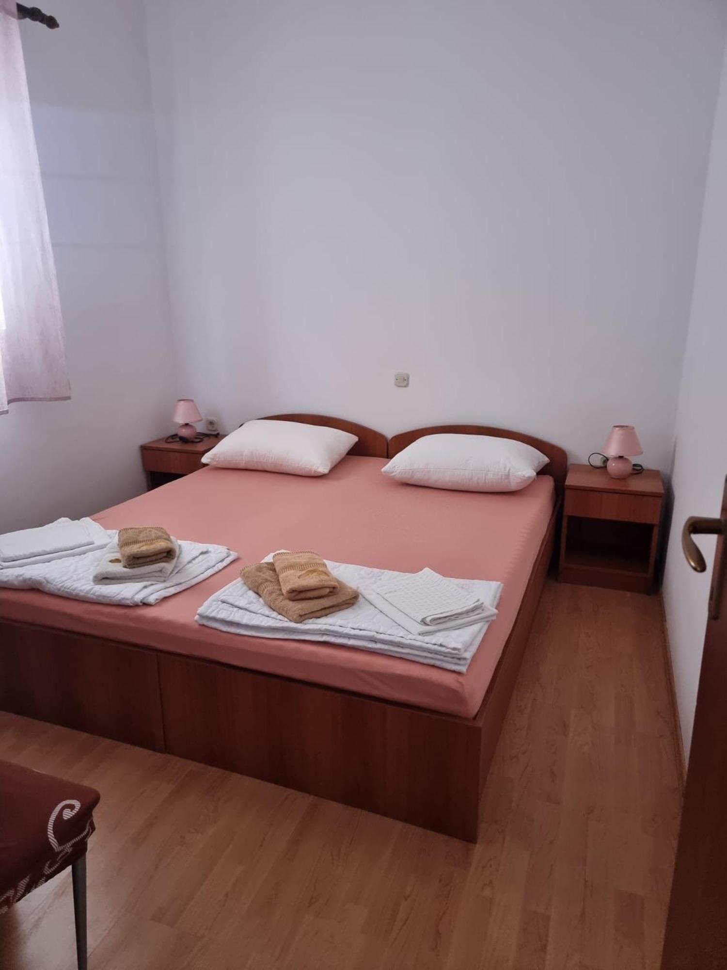 Apartmani Marija 科兰 外观 照片